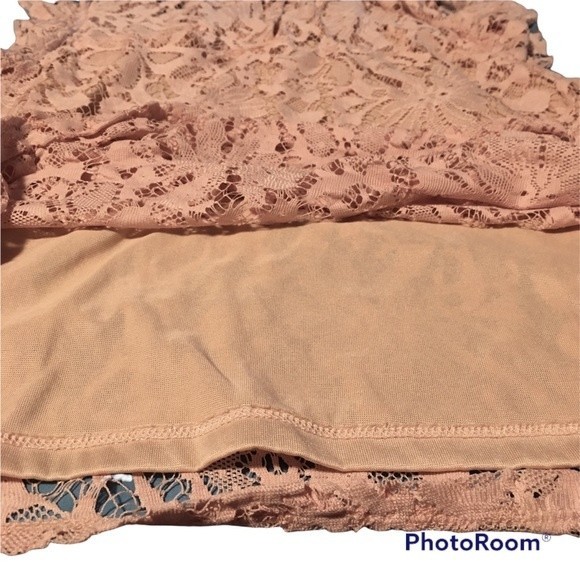 Topshop Lace Ruffle Shell Top - Picture 7 of 8